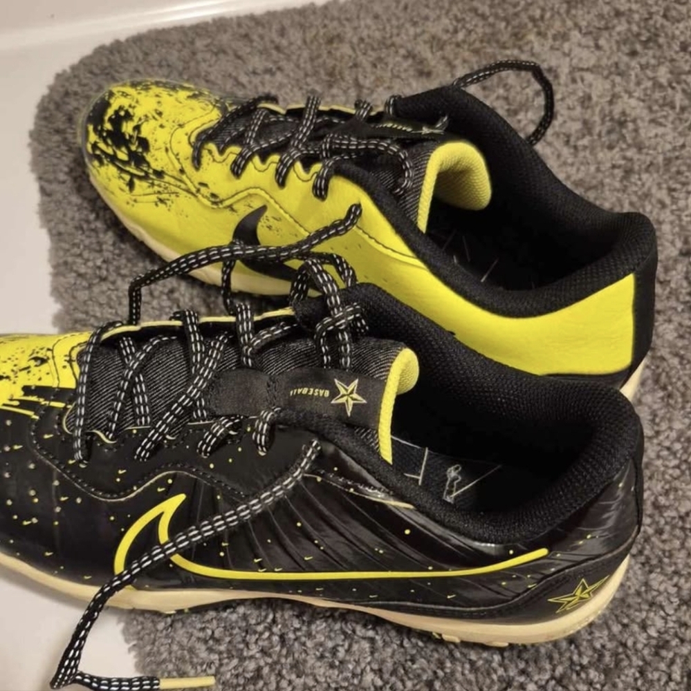 Nike Black and Yellow Athletic Shoes